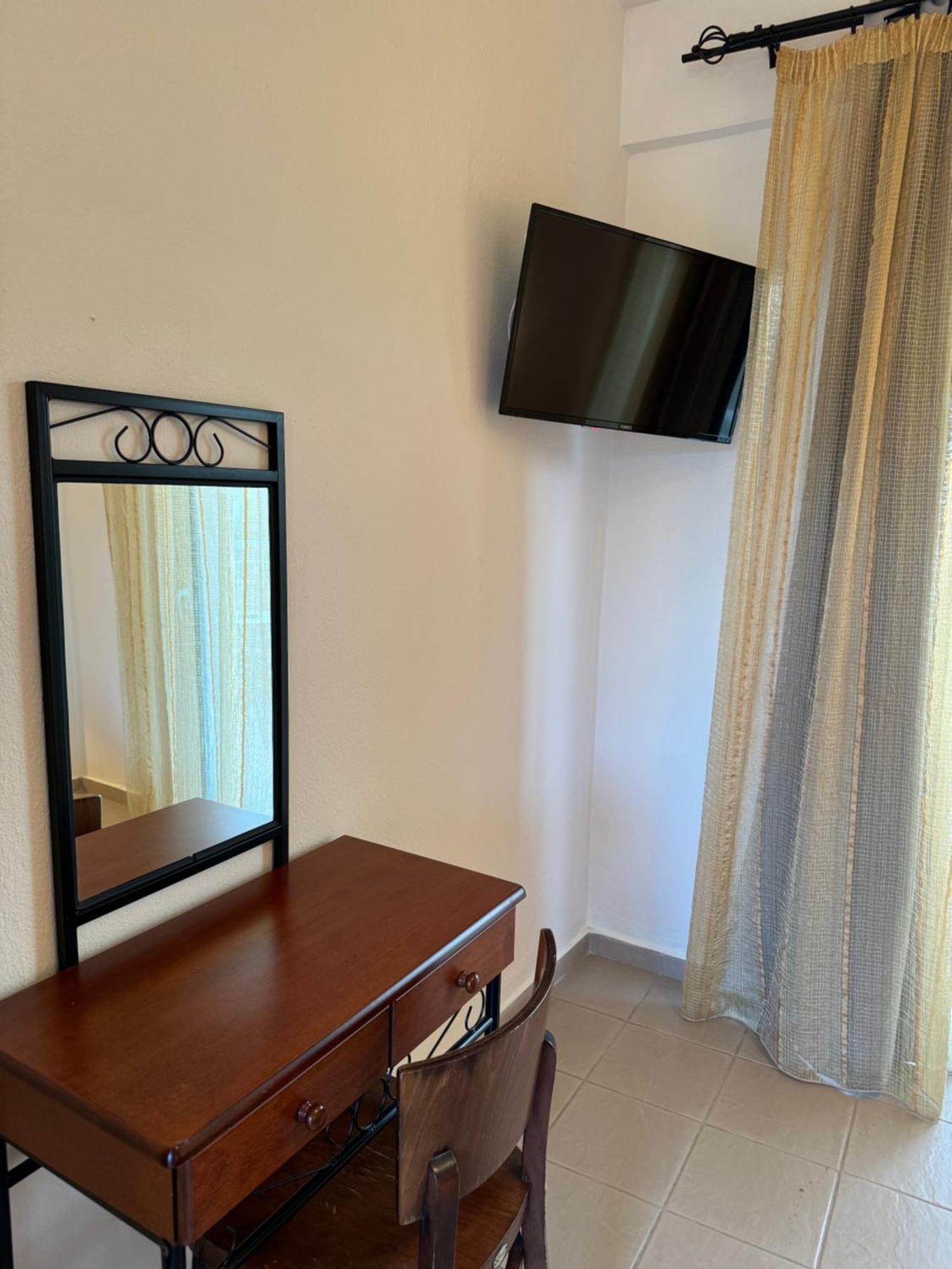 Dafnes Rooms ฟูร์กา ภายนอก รูปภาพ