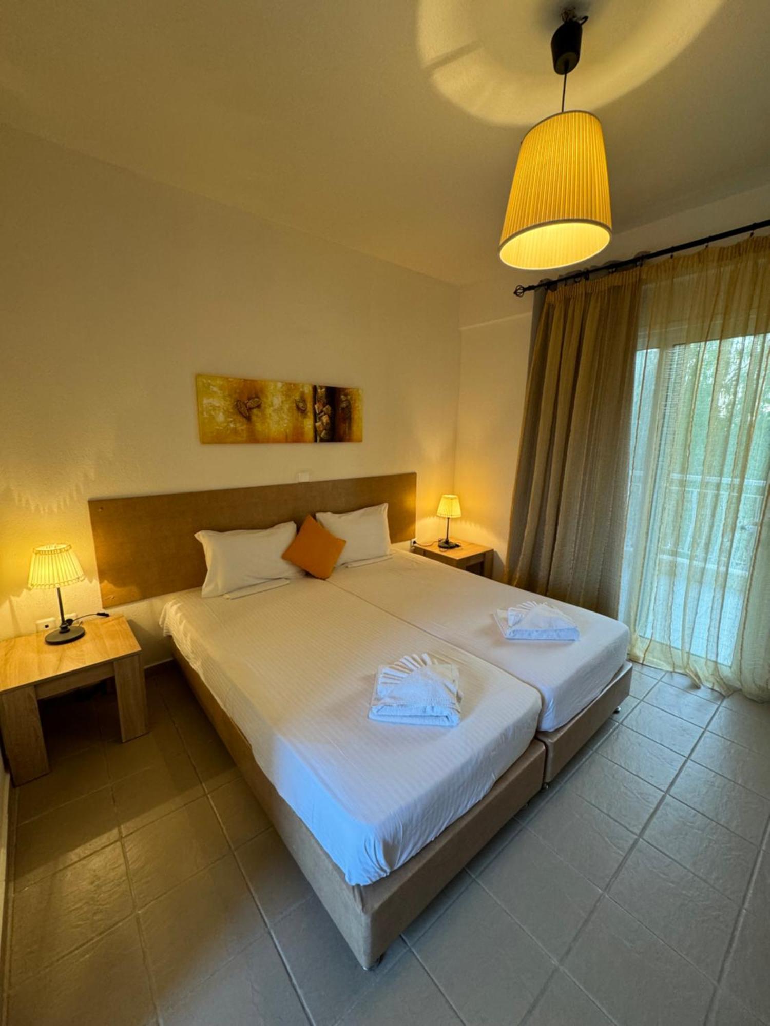 Dafnes Rooms ฟูร์กา ภายนอก รูปภาพ